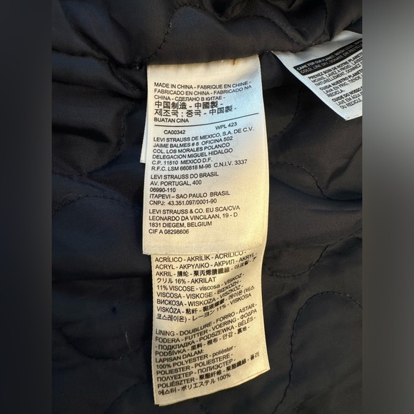 Levi's Jean Jacket w Sherpa & Quilted Lining, sz M - Picture 11 of 13